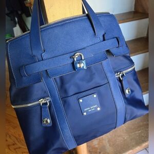 HENRI BENDEL Jetsetter Leather Nylon Backpack Messenger Bag Navy Blue